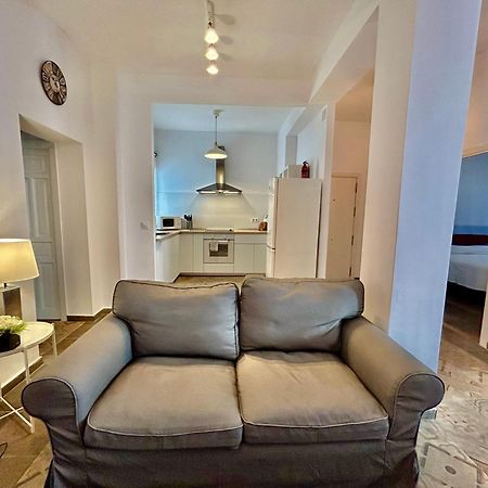 Acogedor Apt 8Pax 4Bdr 2Bth - Cozyhomesevilla1 Екстериор снимка