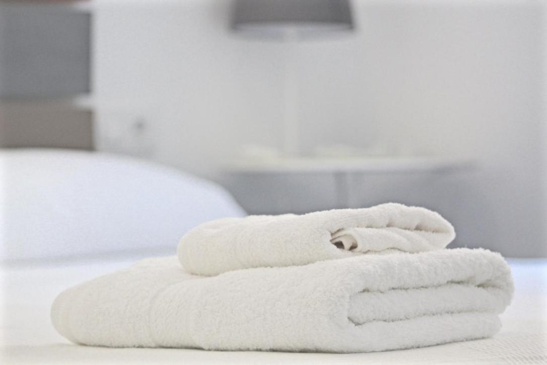 Acogedor Apt 8Pax 4Bdr 2Bth - Cozyhomesevilla1 Екстериор снимка