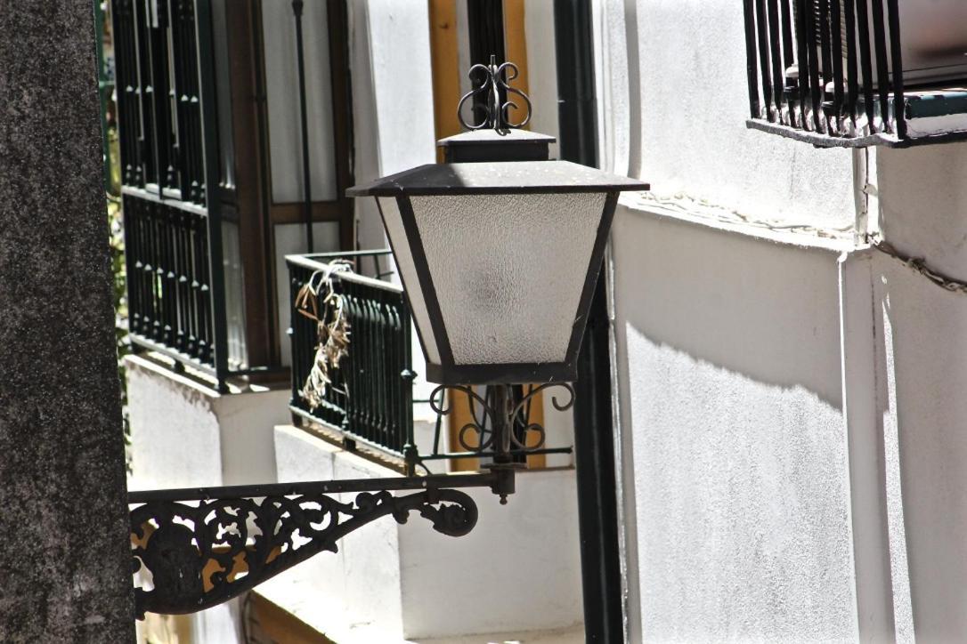 Acogedor Apt 8Pax 4Bdr 2Bth - Cozyhomesevilla1 Екстериор снимка