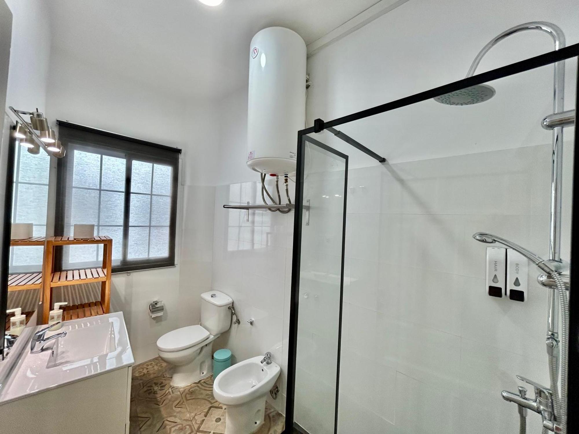 Acogedor Apt 8Pax 4Bdr 2Bth - Cozyhomesevilla1 Екстериор снимка