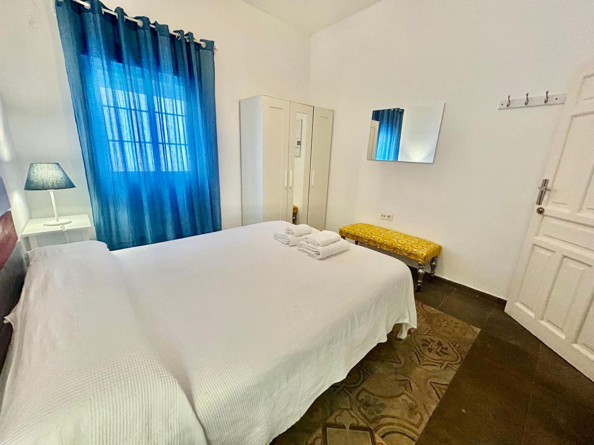 Acogedor Apt 8Pax 4Bdr 2Bth - Cozyhomesevilla1 Екстериор снимка
